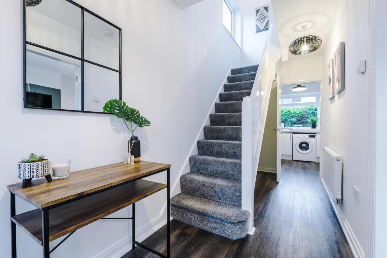 Welcoming 3 Bed Home, 10 Mins From Chester Races And Zoo Saughall Kültér fotó